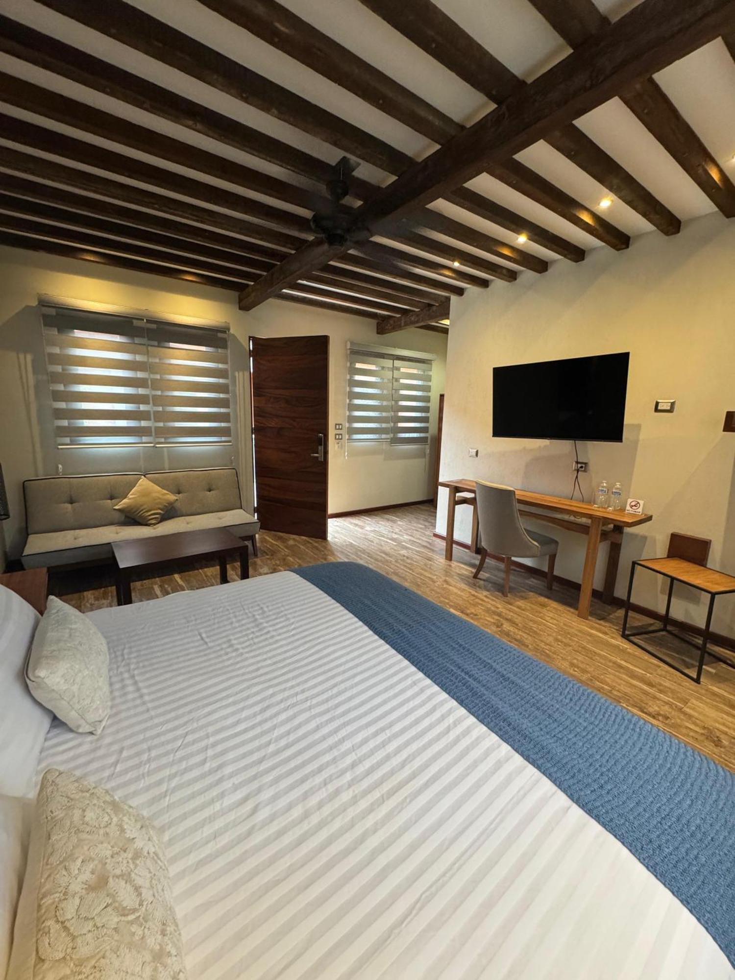 Hotel Arista 1026 San Luis Potosí Zewnętrze zdjęcie
